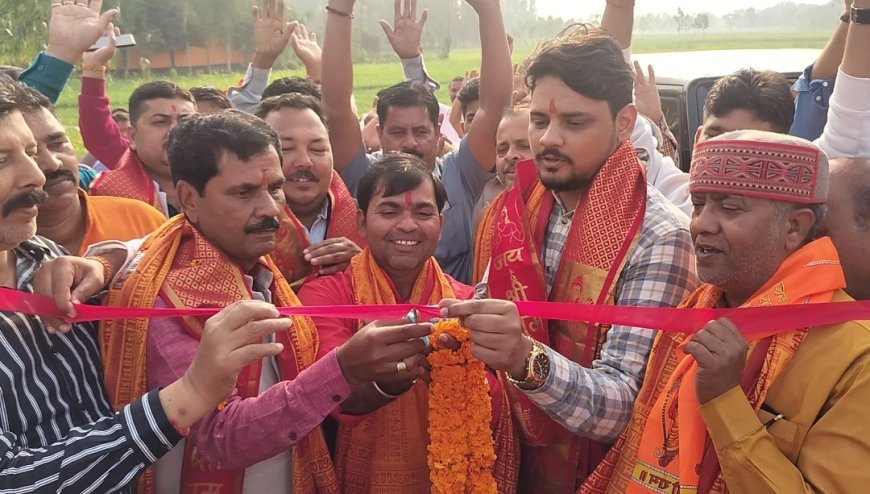 ​भक्ति और आस्था के संगम से सराबोर हुआ नकटहां मिश्र: हनुमान जी के 8वें जन्मोत्सव पर उमड़ा जनसैलाब