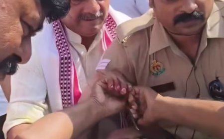 फाजिलनगर में सड़क हादसे के बाद मसीहा बने विधायक पीएन पाठक: घायल पिता-पुत्र को खुद गाड़ी से पहुंचाया अस्पताल