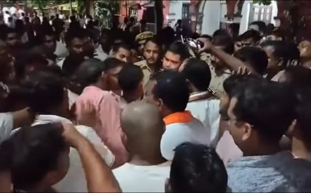 कुशीनगर में खूनी संघर्ष: शराब भट्ठी के पास विवाद के बाद 20 वर्षीय युवक की चाकू मारकर हत्या, इलाके में सनसनी